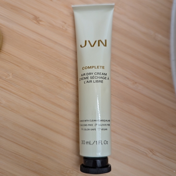 NEW in box - JVN Scalp & Hair Oil, Air Dry Cream and Recovery Serum Set - Picture 3 of 6